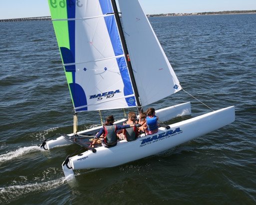 Nacra 570