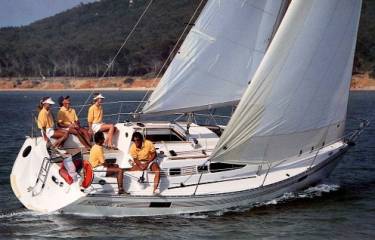 Oceanis 320 (beneteau)