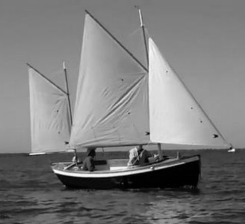 Jolly Boat (laurent  Giles)