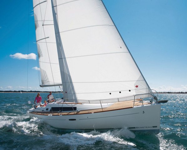 Oceanis 37 (beneteau)