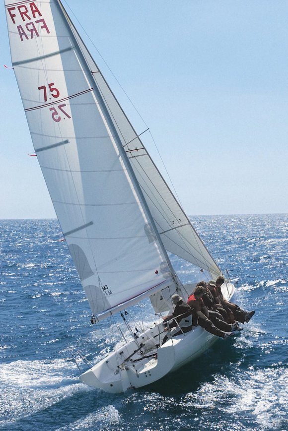 First Class 7.5 (beneteau)