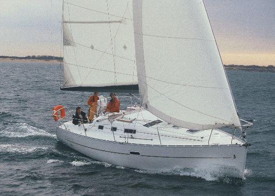 Oceanis 323 (beneteau)