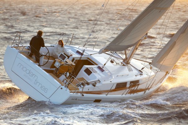 Hanse 415