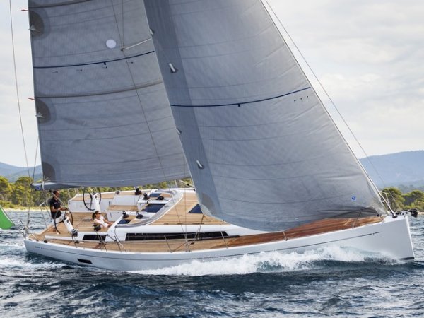 Grand Soleil 47